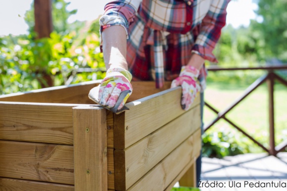 Ula Pedantula przeprowadza tarasowo-ogrodowe renowacje z Tikkurila Dom, LIFESTYLE - Znana ekspertka od spraw domowych, Ula Pedantula, rozpoczęła cykl poradnikowy nt. zmian dekoracyjnych i renowacji w przydomowej przestrzeni, do których zdecydowała się wykorzystać produkty do drewna Tikkurila.