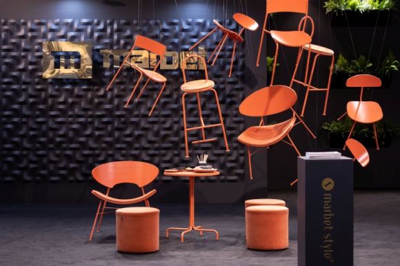 Na przekór grawitacji — Marbet Style na targach Warsaw Home 2021 Dom, LIFESTYLE - W dniach 27-30 października 2021 r. odbyła się już piąta edycja targów Warsaw Home & Contract w podwarszawskim Nadarzynie. Na ten moment czekali z utęsknieniem zarówno wystawcy, jak i odwiedzający.