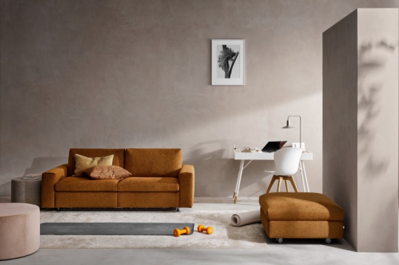 Zmienna jak… sofa. Funkcja spania wraca na salony Dom, LIFESTYLE - Wielofunkcyjne meble cieszą się coraz większą popularnością. Jednym z nich jest sofa z funkcją spania, towarzysząca nam od wielu lat i nie zawsze budząca pozytywne konotacje.